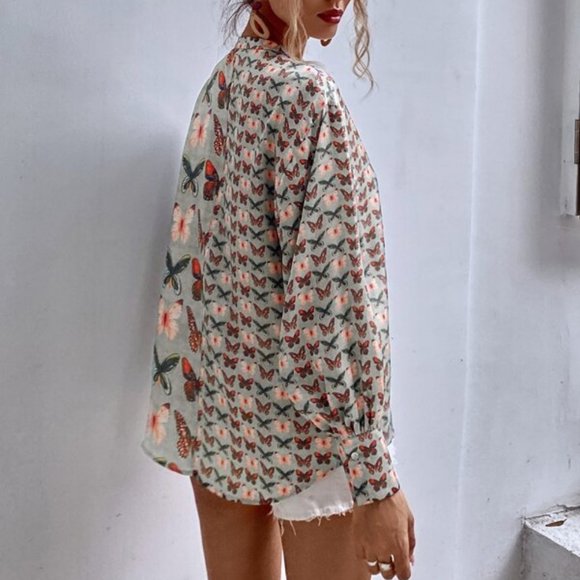BOHO DOLLZ Butterfly Print Button Front Blouse - Picture 4 of 8
